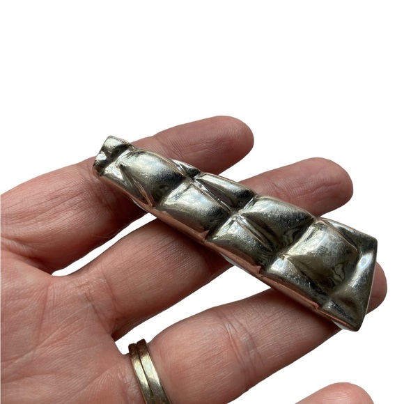 Vintage sterling silver clip on earrings by designer Patricia Von Musulin - Picture 6 of 8